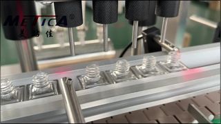自動 10ml ロールオンボトル充填キャッピングラベリングマシン